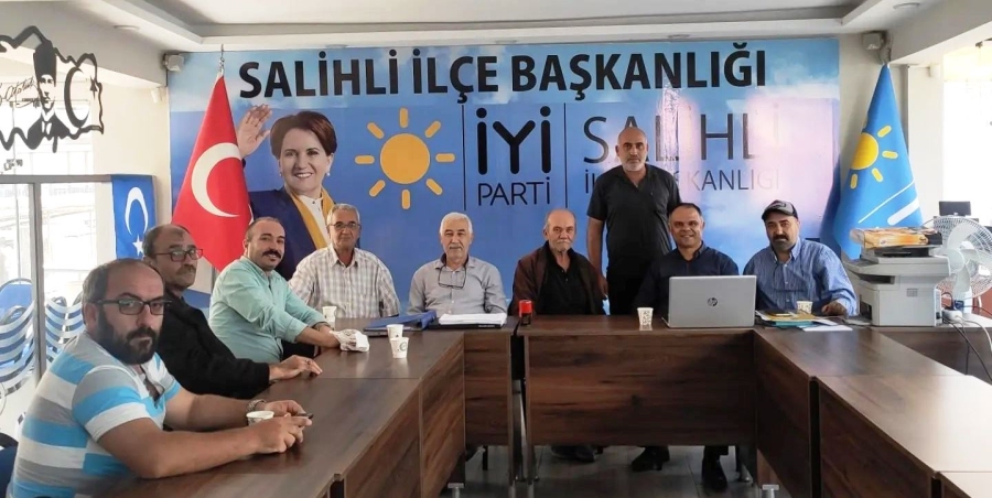 İYİ PARTİ SALİHLİ’DE DELEGE BAŞVURULARI BAŞLADI