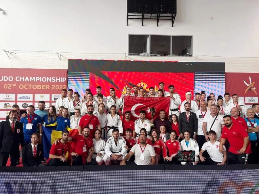Gençler, Balkan Şampiyonası’nı toplam 12 madalya ile zirvede noktaladı
