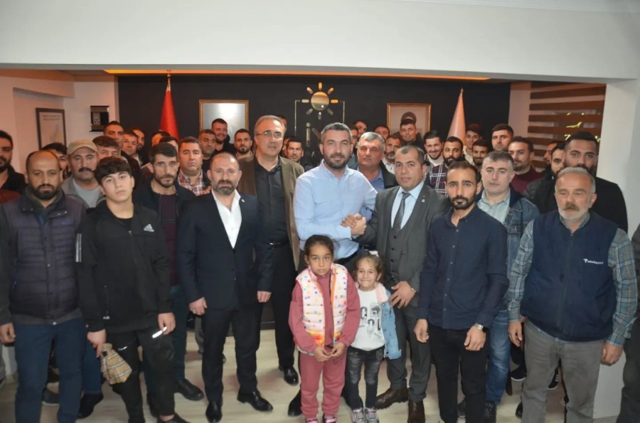 İYİ Parti’ye  Manisa