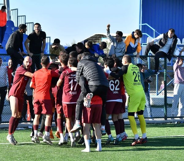 Sanayi Yıldızspor gözünü zirveye dikti!