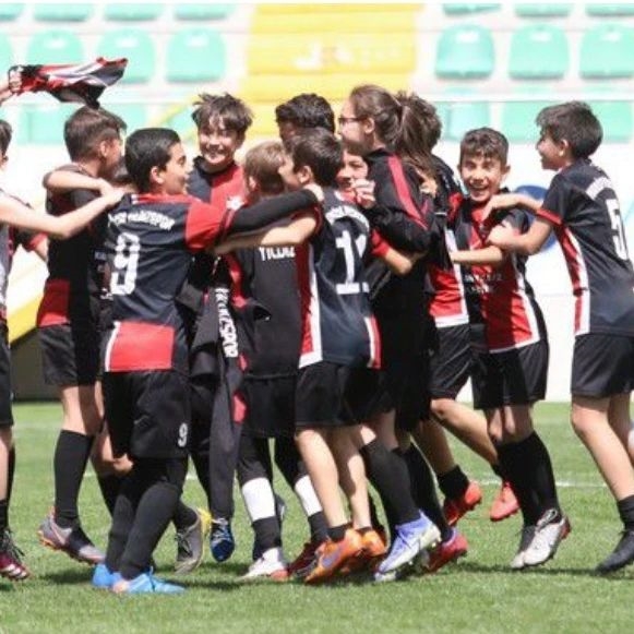 Manisa Yıldızspor Alt yapıda hedef büyüttü