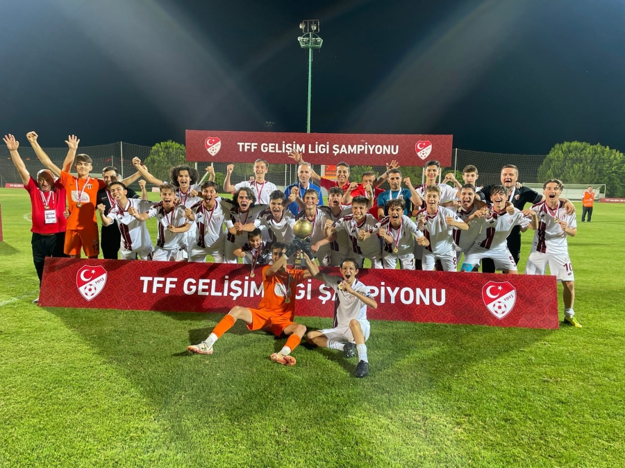 U15 Bölgesel Gelişim Ligi  Şampiyonu  İnegölspor 