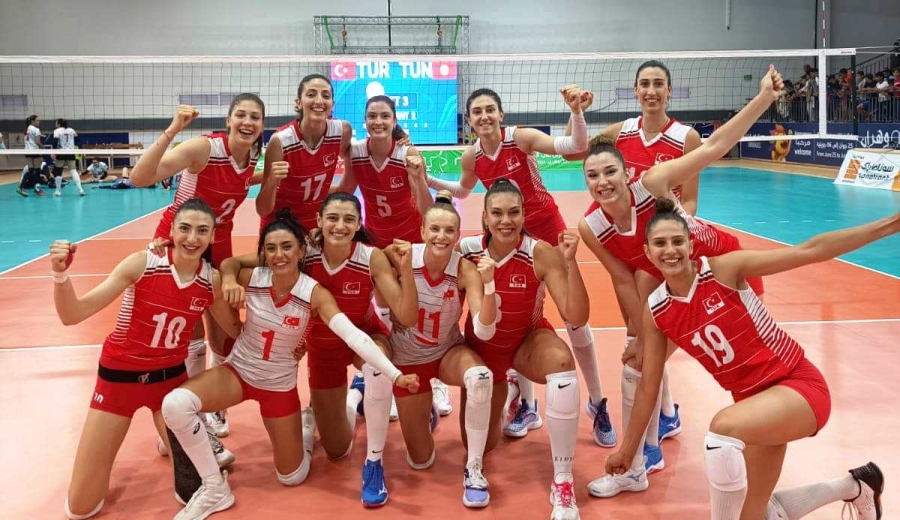 Kadın Milli Voleybol Takımımız  yarı finalde