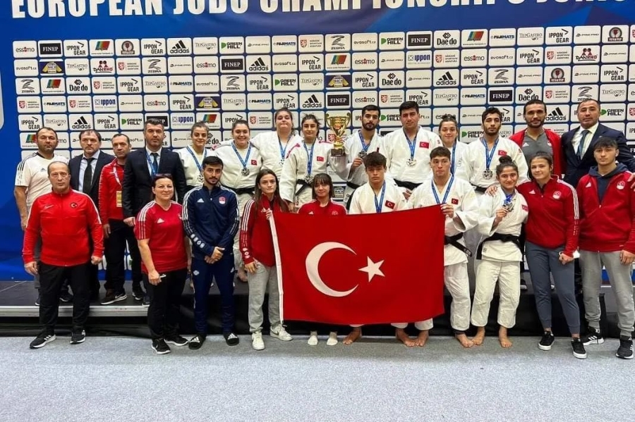  Judo Genç Karma Takım Avrupa ikincisi