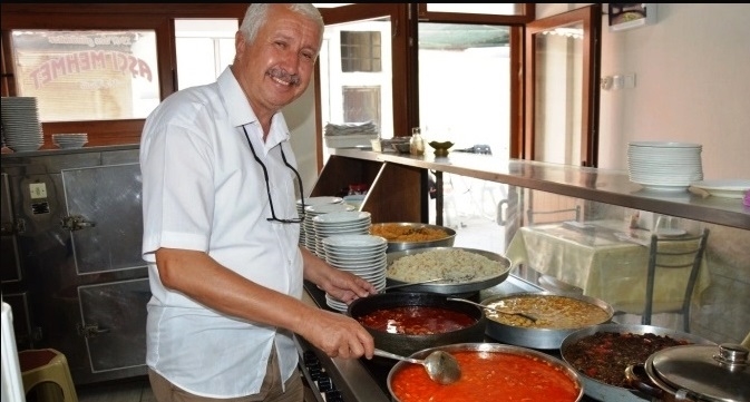 Başkan Mehmet Akgül, lokantacı esnafımız sahura kadar  hizmet veriyor. İ