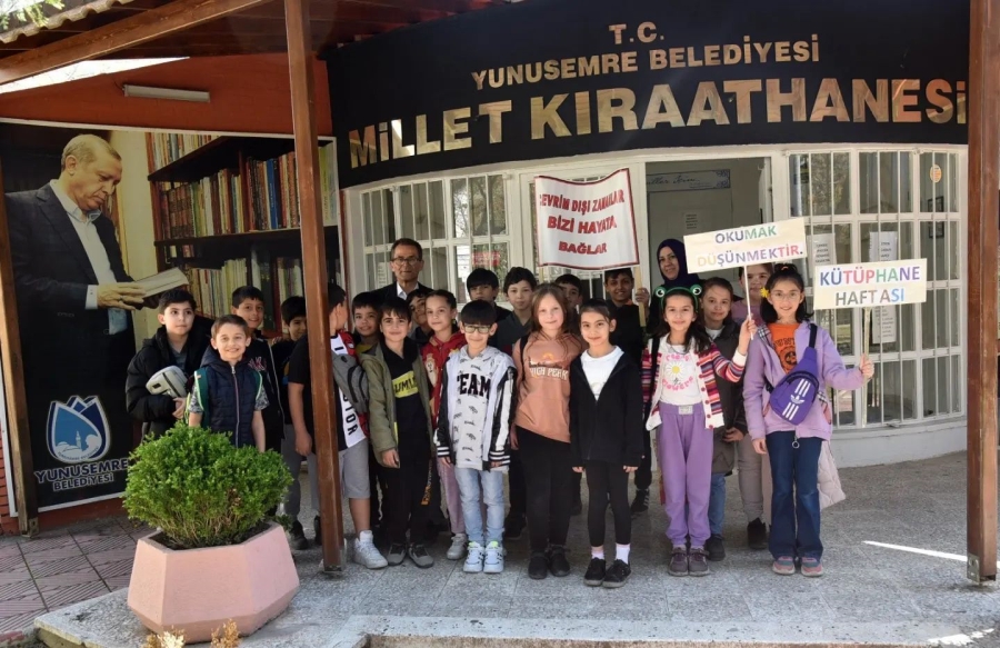  MİLLET KIRAATHANESİ KÜTÜPHANELER HAFTASINDA ÖĞRENCİLERİ AĞIRLIYOR