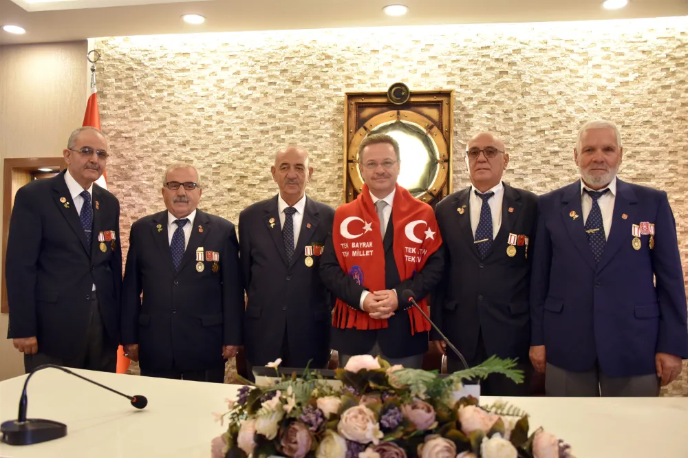 Vali Enver Ünlü Şehit Aileleri ve Gaziler İle Bir Araya Geldi