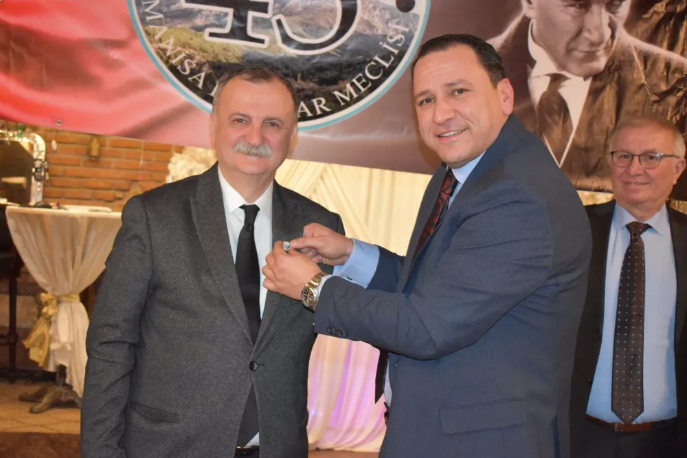 Manisa Dostlar Meclisinin konuğu CHP Yunusemre  Belediye Başkan adayı Semih Balaban oldu