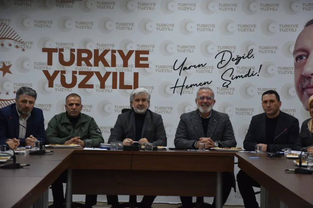 AK Parti Grup Başkanvekili Yenişehirlioğlu, Manisa