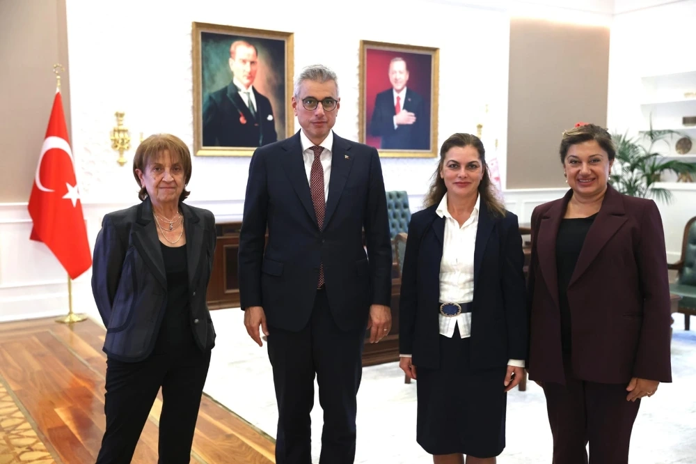 Epilepsililer İçin Umut Günü: “Mor Işık” Yandı