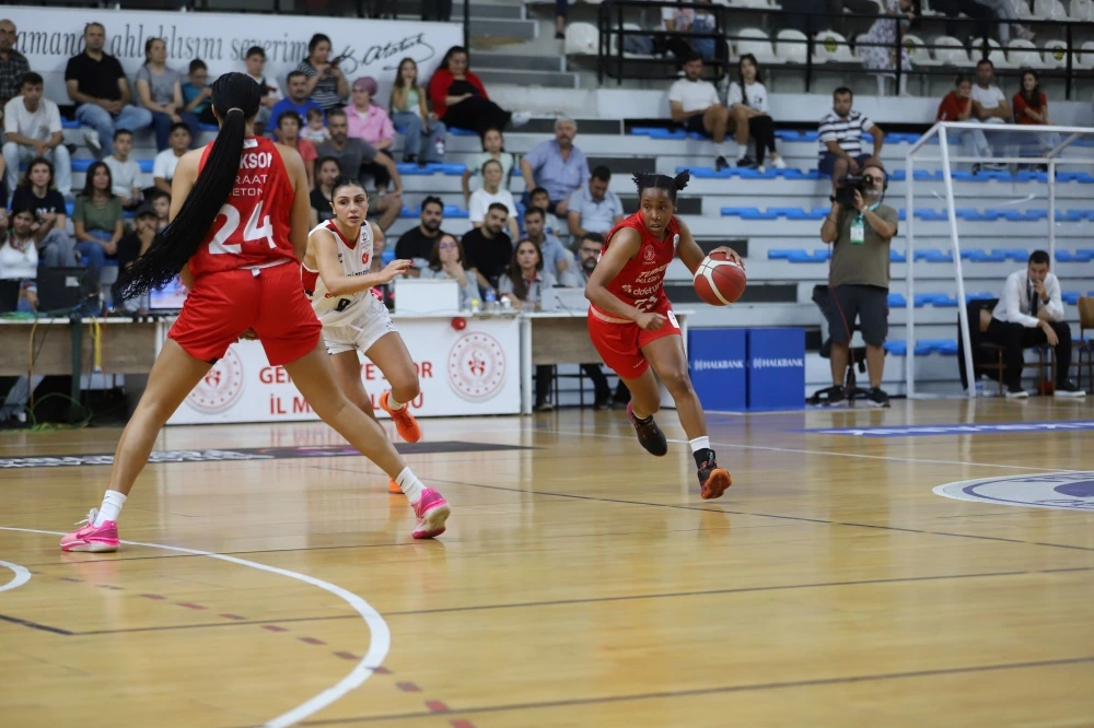 Turgutlu Belediyesi Kadın Basketbol Takımı İlk Deplasmanına Çıkıyor