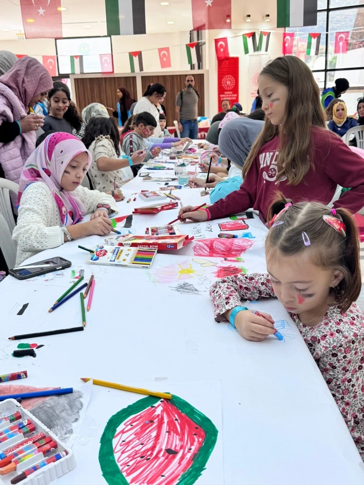 Manisalı Çocuklardan Gazze’ye Destek: “Vicdanın Renkleriyle Direniş”