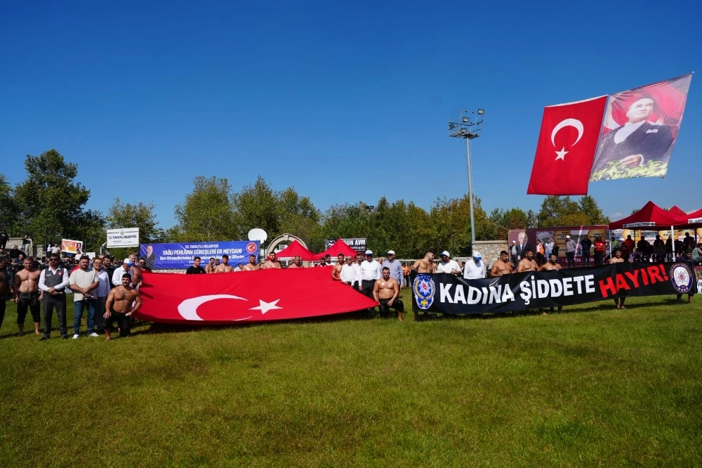 Turgutlu Belediyesi Yağlı Güreşleri’nde Kırkpınar Coşkusu Yaşandı
