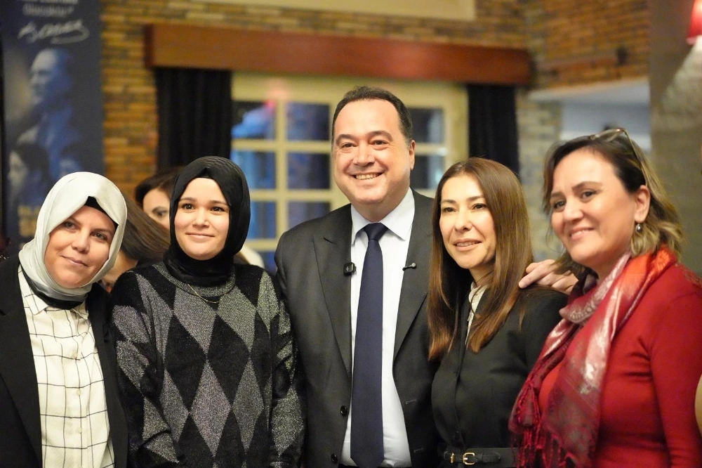 Başkan Dutlulu’dan Öğretmenlere Tarihi Müjde: Maaşlar 75 Bin TL’ye Yükseldi