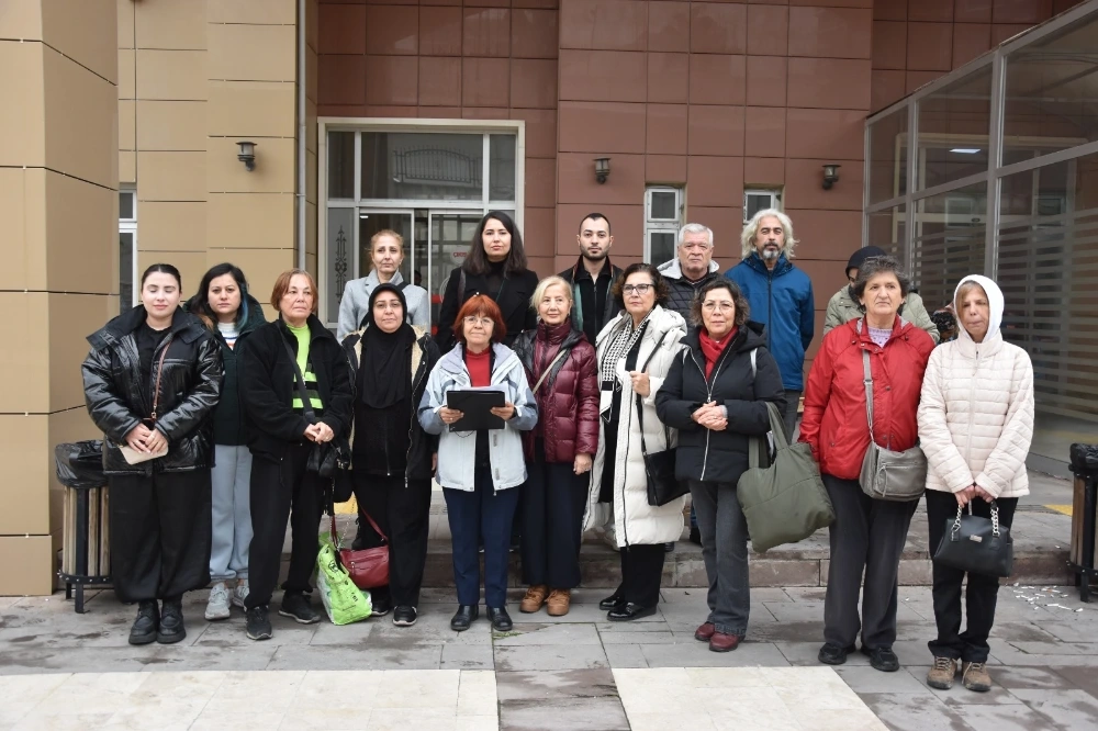 HAKDEM’den Manisa’daki sokak hayvanı kararlarına dava