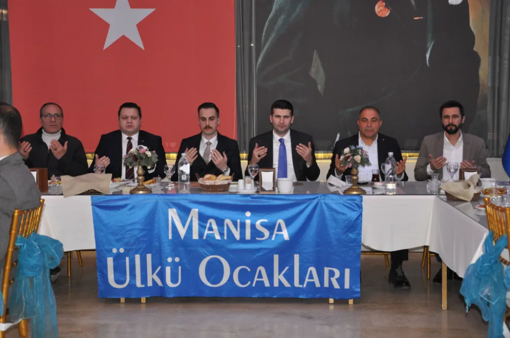 Manisa Ülkü Ocaklarından sahur programı 