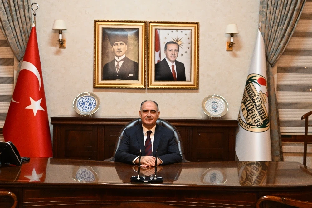 15 Temmuz: Milletin Cesaretiyle Yazılan Demokrasi Destanı