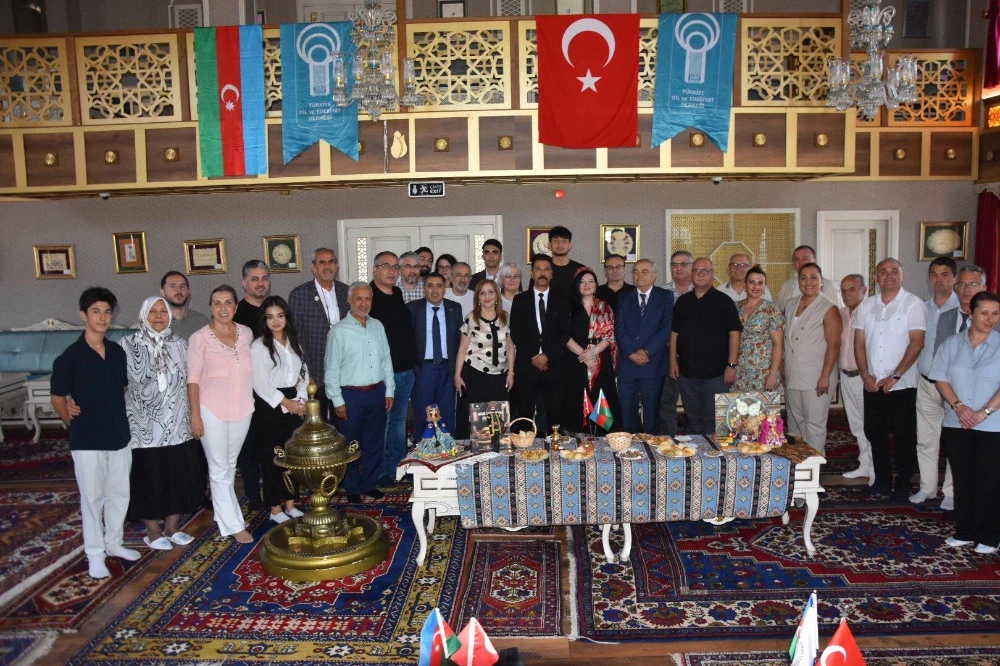 Türk Dünyası’nın Geleceği Manisa’da Masaya Yatırıldı