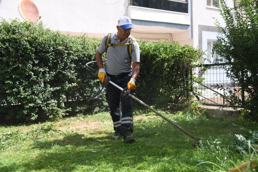 Yunusemre’de Her Gün Bir Mahalle Daha Güzelleşiyor