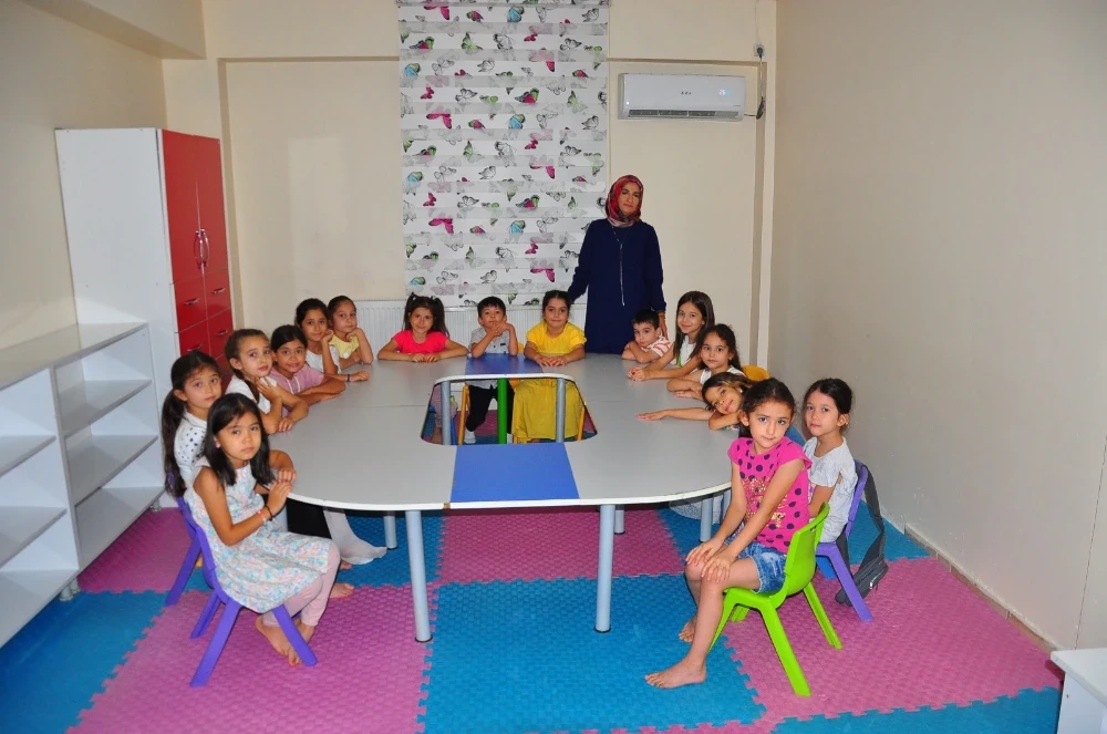 Yunusemre’de Tam Gün Eğitici ve Dini Temelli Kreş Eğitimi Başladı
