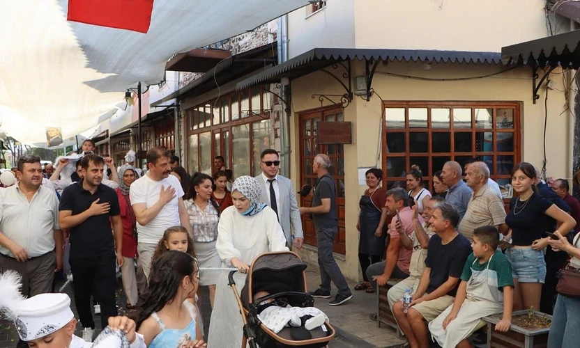 Kula’da İlk Toplu Sünnet Merasimi Büyük Coşkuyla Gerçekleşti