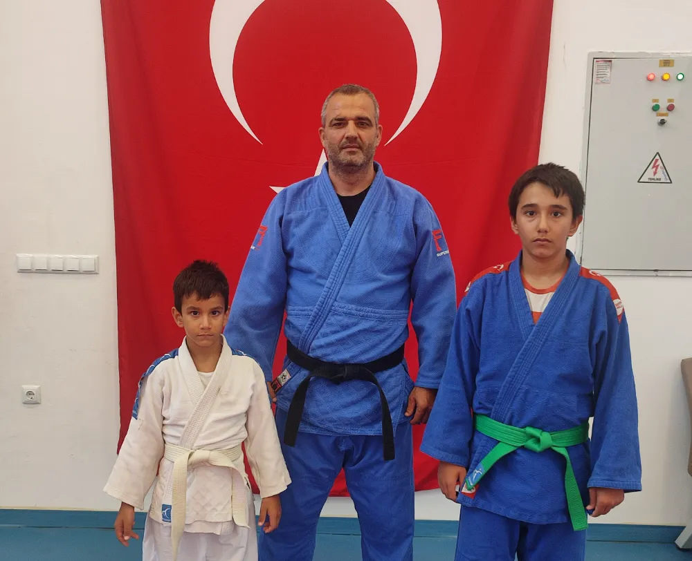 Babalarının izinden gidiyorlar