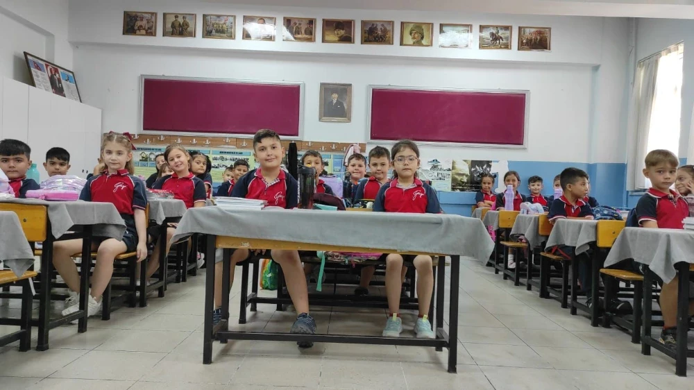 Manisa Gazi İlkokulu Yeni Eğitim-Öğretim Yılına Merhaba Dedi