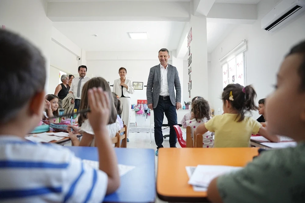 Başkan Kayserili, Kreşlerde Miniklerle Yeni Eğitim Yılını Karşıladı