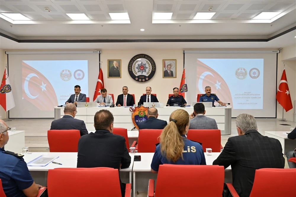 Manisa’da Eğitim Güvenliği Toplantısı: Tedbirler Artırıldı