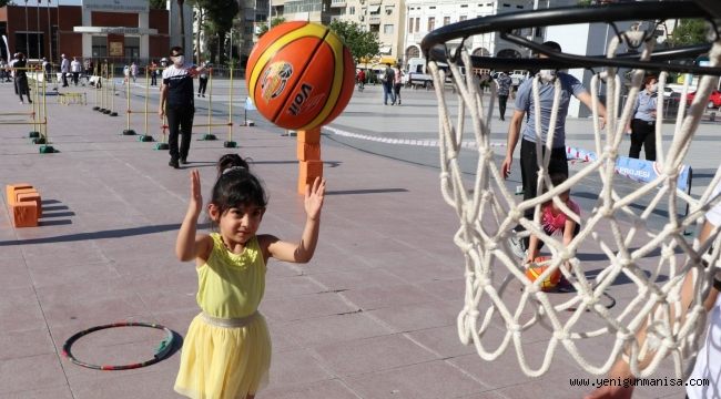  ÇOCUK VE GENÇLER İÇİN SPOR PARKURU DÜZENLENDİ