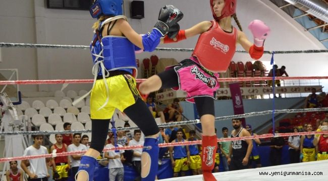 ŞEHZADELER  MUAY THAİ SPORCULARINDAN  2019’DA 1 DÜNYA  8 AVRUPA DERECESİ