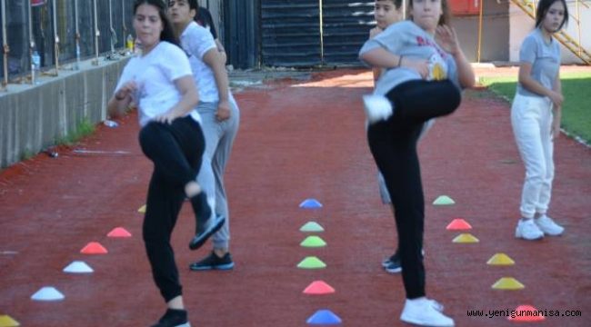 YUNUSEMRE BELEDİYESPORLU TAEKWONDOCULAR  ÇALIŞMAYA BAŞLADI