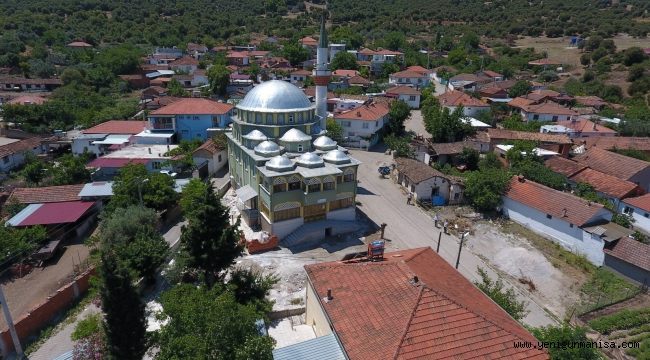 Saruhanlı Belediyesi  Bedeller Cami Bahçesini Yeniliyor