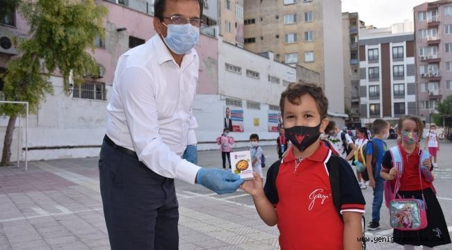 BAŞKAN ÇELİK ‘ÜZÜMLER DE BİZDEN’ DEMİŞTİ,  SÖZÜNÜ TUTTU 