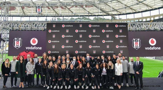  VODAFONE, BEŞİKTAŞ KADIN FUTBOL TAKIMI’NA İSİM VE GÖĞÜS SPONSORU OLDU