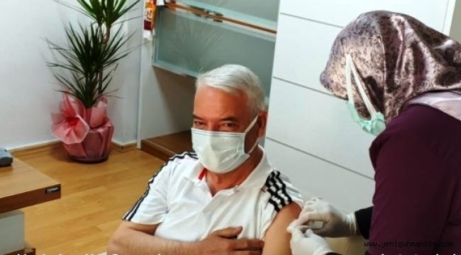  Başkan Zeki Bilgin 1. doz aşısını oldu