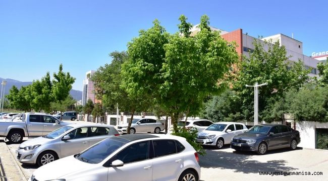 Atıl Alan Otopark Olarak Düzenlendi