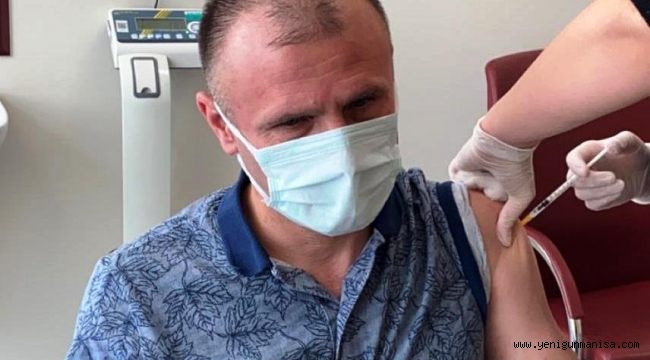 Sağlık çalışanlarının eşlerine Kovid-19 aşısı yapılmaya başlandı 