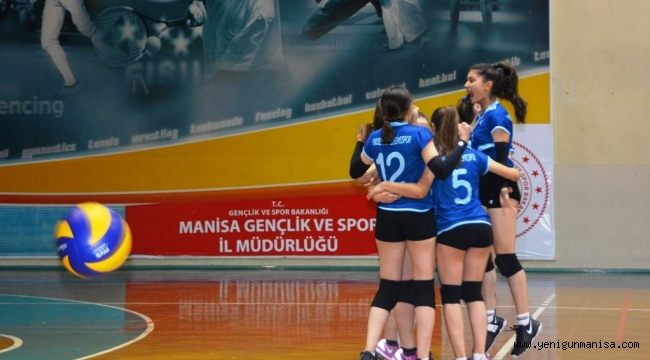 YUNUSEMRELİ VOLEYBOLCULAR VALİLİK KUPASINDA BOY GÖSTERECEK    