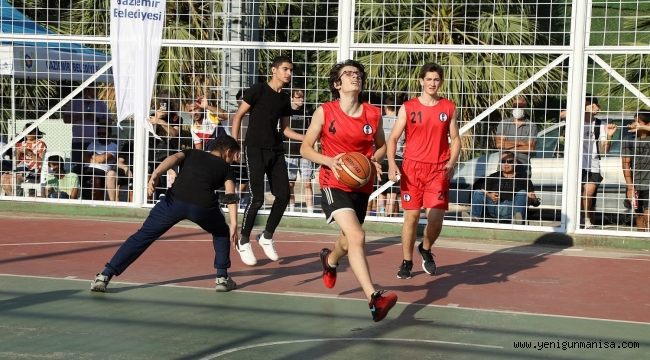 İzmirli basketbolcular Gaziemir’de ter döktü