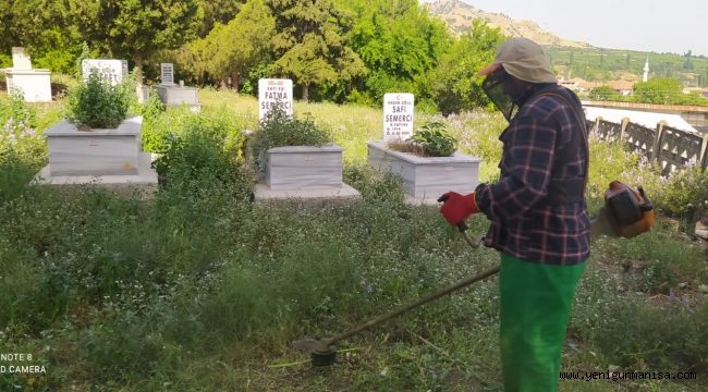 Mezarlıklarda Kurban Bayramı İçin Büyük Seferberlik