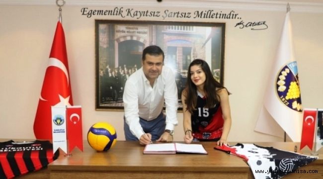 Turgutlu Belediyespor alt yapıdan A takıma sporcu aldı