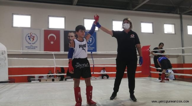 Bostanlıspor Muay Thai’de Ege Bölge Şampiyonu Oldu