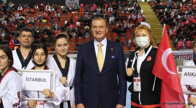 Türkiye Taekwondo Poomsae Şampiyonası açılış töreni gerçekleştirildi