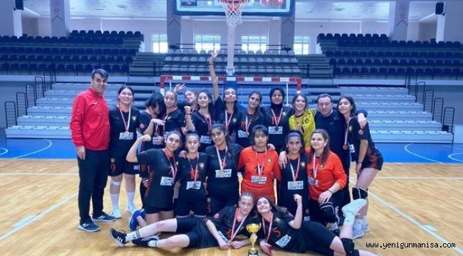 MANİSA LİSESİ HENTBOL TAKIMI İL 2.OLDU