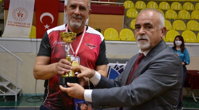 VOLEYBOL ATATÜRK VETERANLAR KUPASI SONA ERDİ