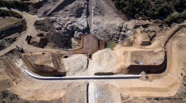 Kula Emre Barajı’nda gövde dolgusuna başlandı