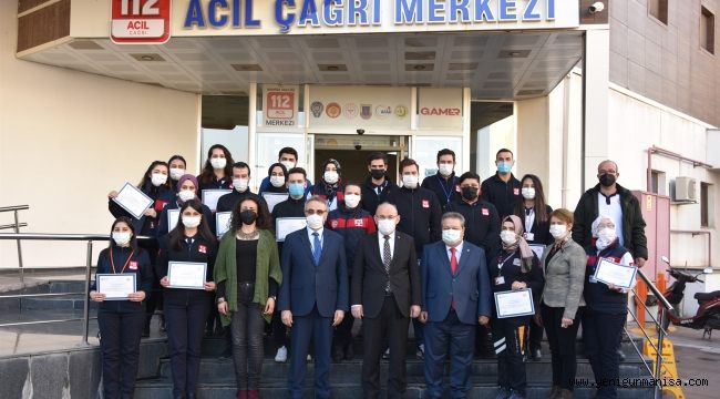 Manisa 112 Acil Çağrı Merkezi Psikolojik İlk Yardım Projesi Sertifikaları Verildi