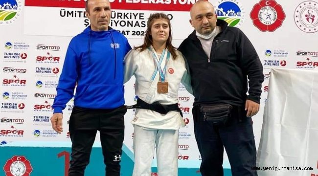 YUNUSEMRELİ SURA NİL TÜRKİYE 3.OLDU