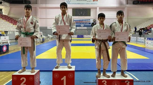 Büyükşehir’in Judocuları Yozgat’tan Madalyalarla Döndü